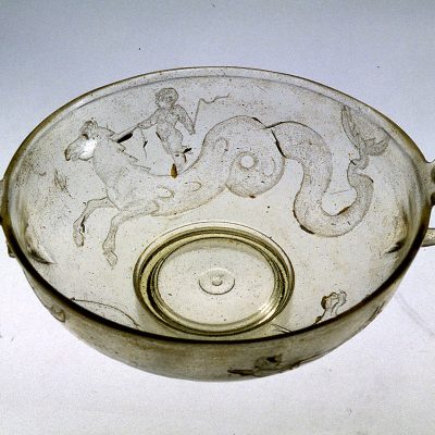 Two-handled glass bowl. From a grave on the island of Siphnos. Late 1st c. B.C./early 1st c. A.D. (Α 16275). 