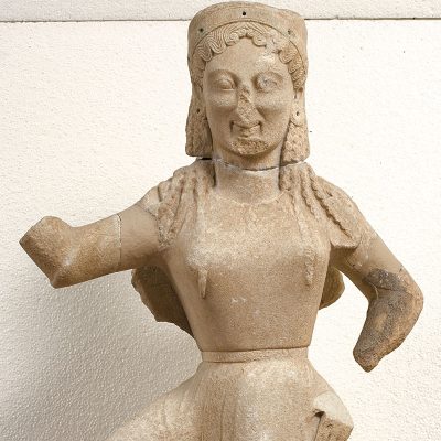 21
Marble statue of Nike, found on Delos, Cyclades.
ca. 550 BC.
