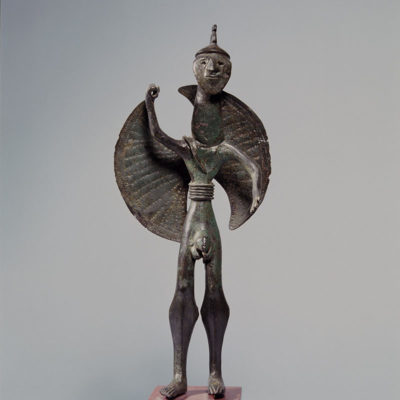 Βronze figurine of a warrior. From Karditsa, Thessaly. Αbout 700 BC (X 12831).