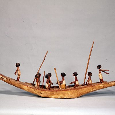 Wooden funerary model of a ship with its crew. Middle Kingdom. Dynasty XII (1994-1782 BC). 