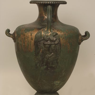 Bronze urn hydria. From Pharsala, Thessaly. Around 370 BC (Χ 18775).  